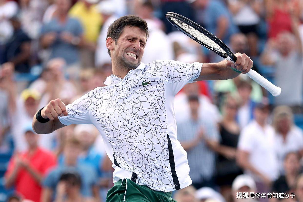 九游- 德约科维奇41拍回合 